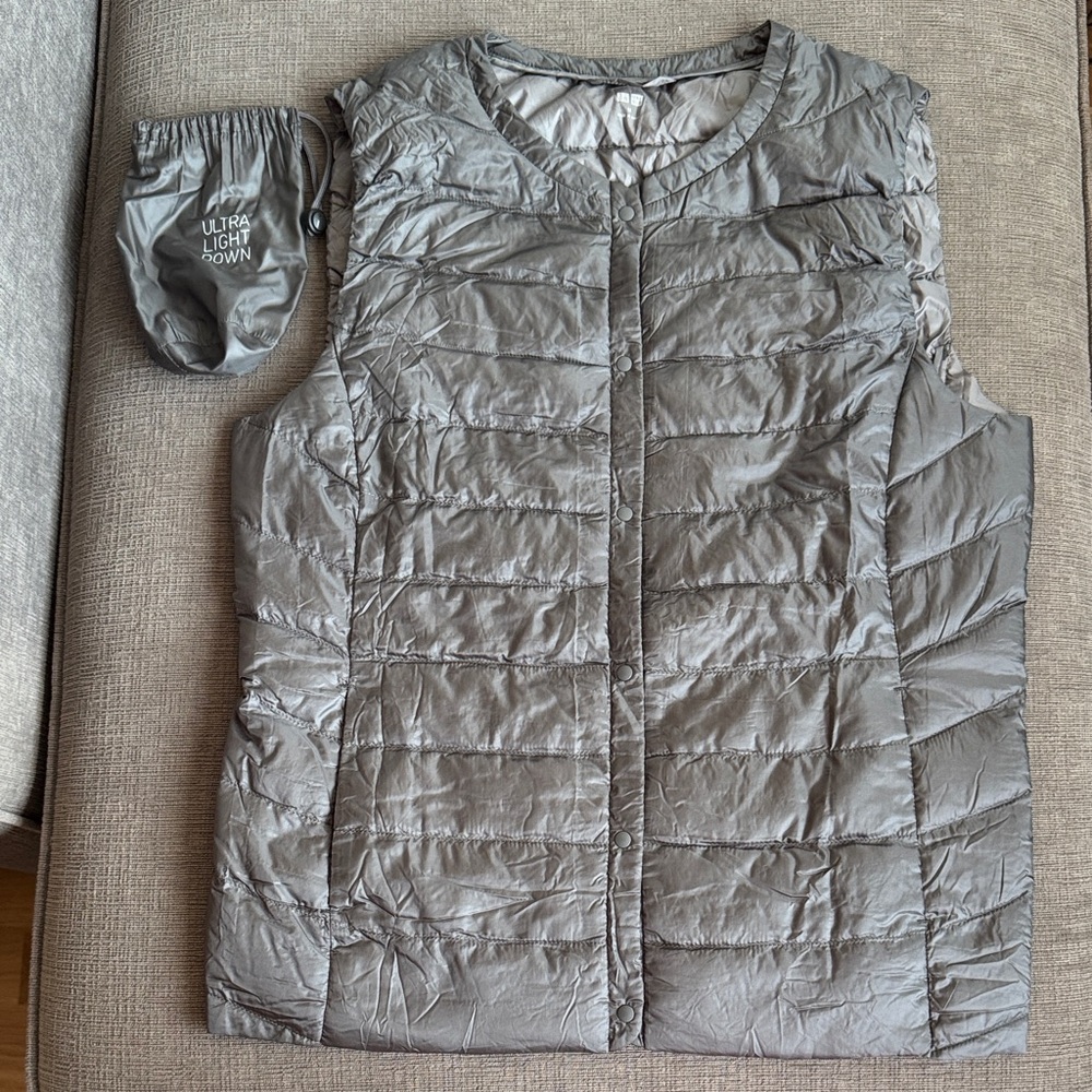 Uniqlo Women's Silver Ultra Light Down Vest